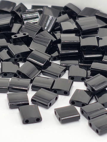 TL0401-Miyuki Tila Beads:Black O (7.5g pkg)