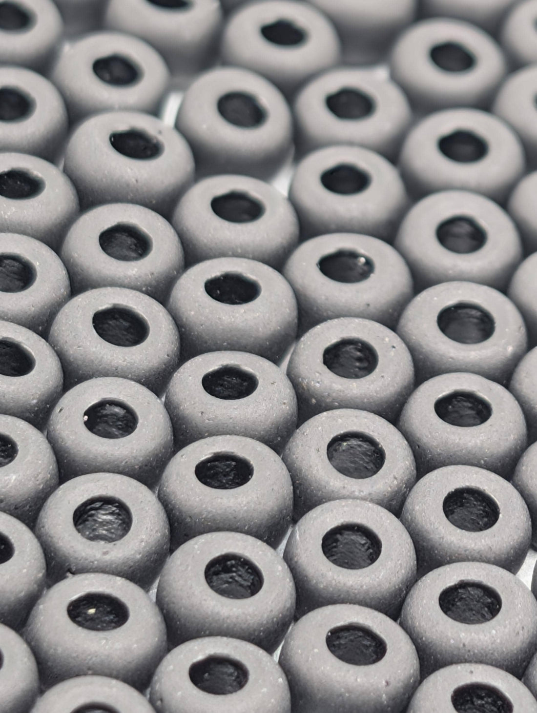 6-0401F:Black O/MA-Miyuki Rocaille 6/0 (20g pkg ~240 pcs)