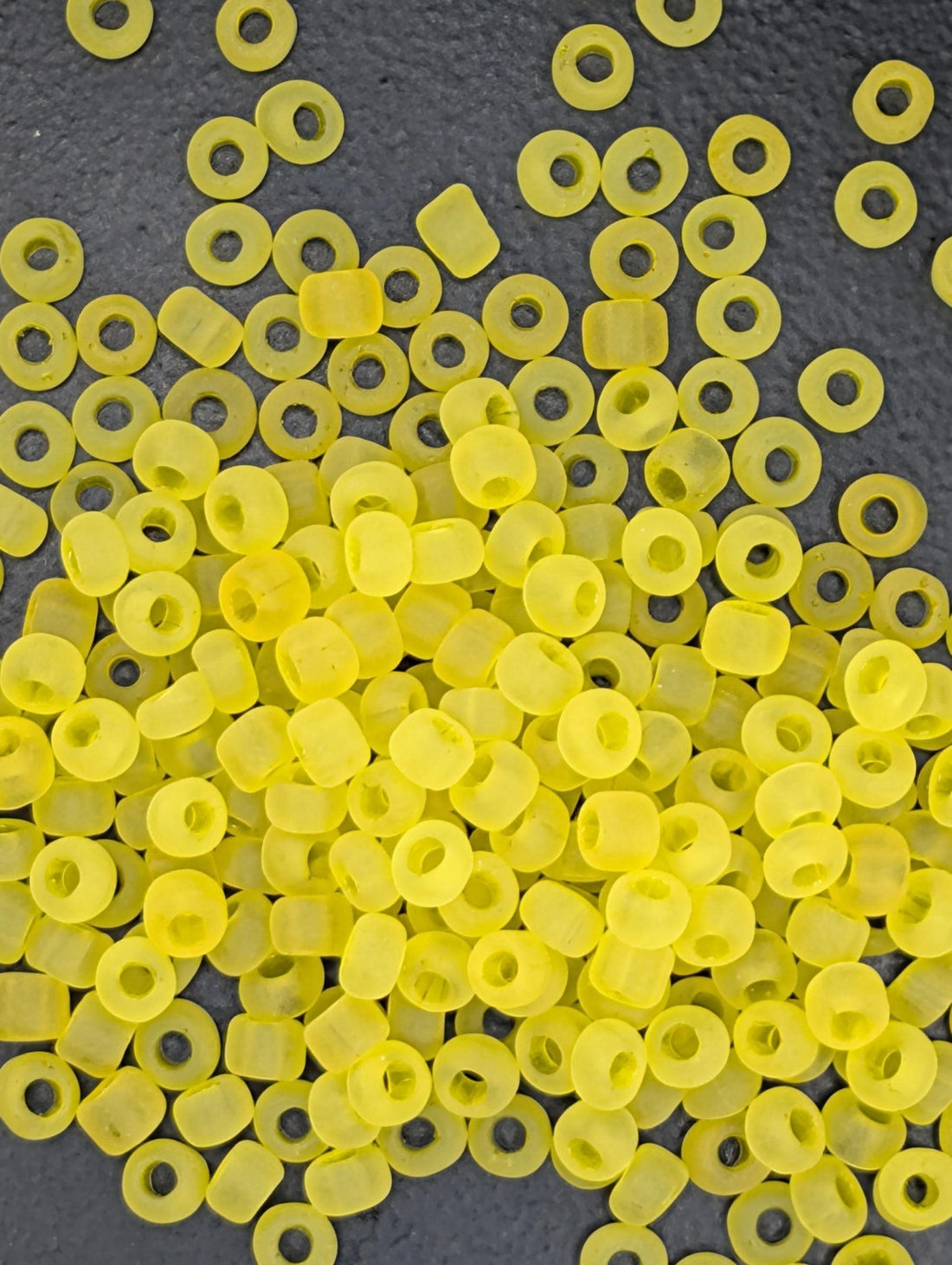 Matte Yellow Matsuno Seed Beads: Size 6, 15g Pack (~180 pcs)