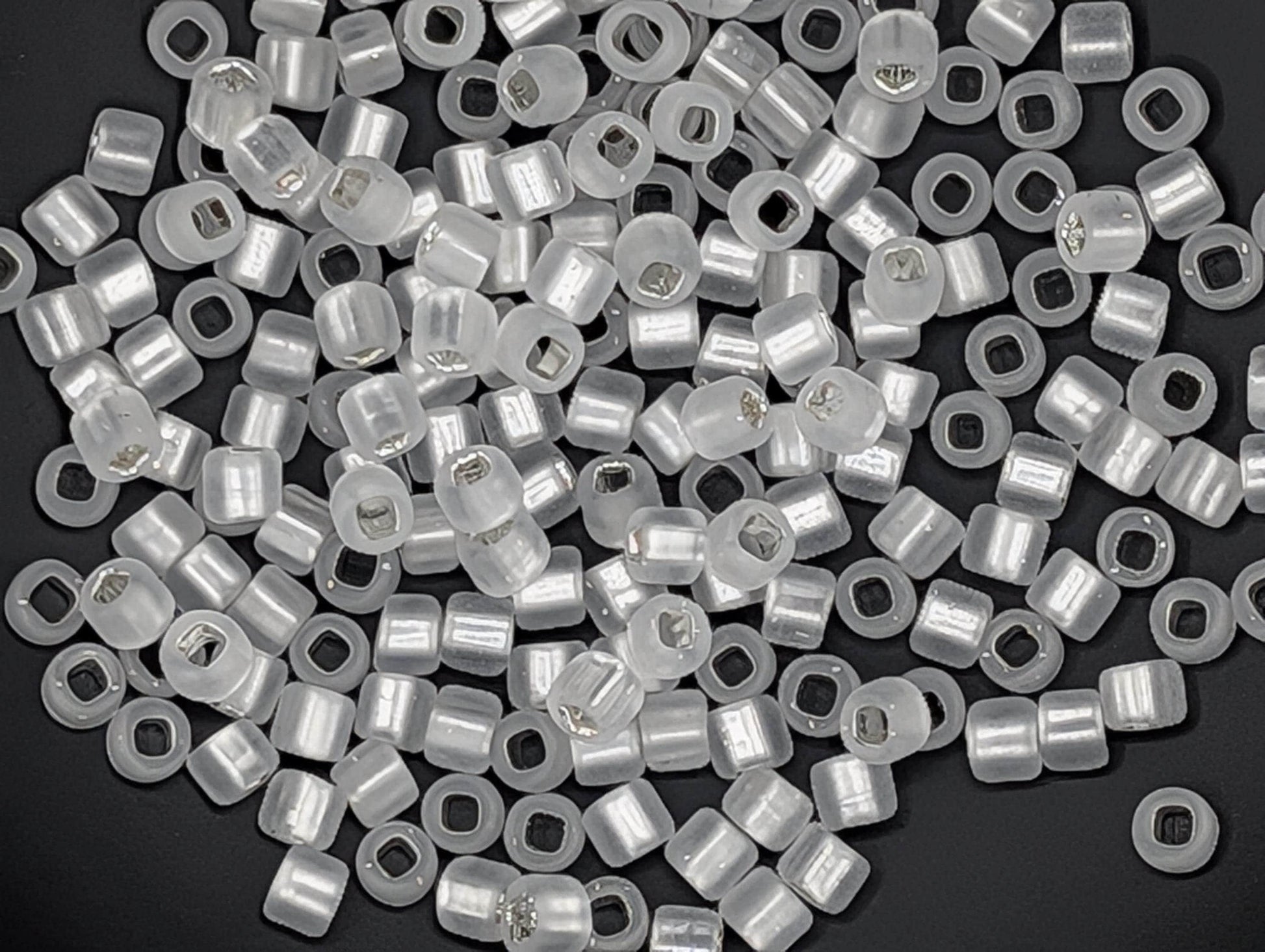 Seed Beads: Matsuno Size 6 Silver-Lined Matte Clear (15g, ~180 pcs)