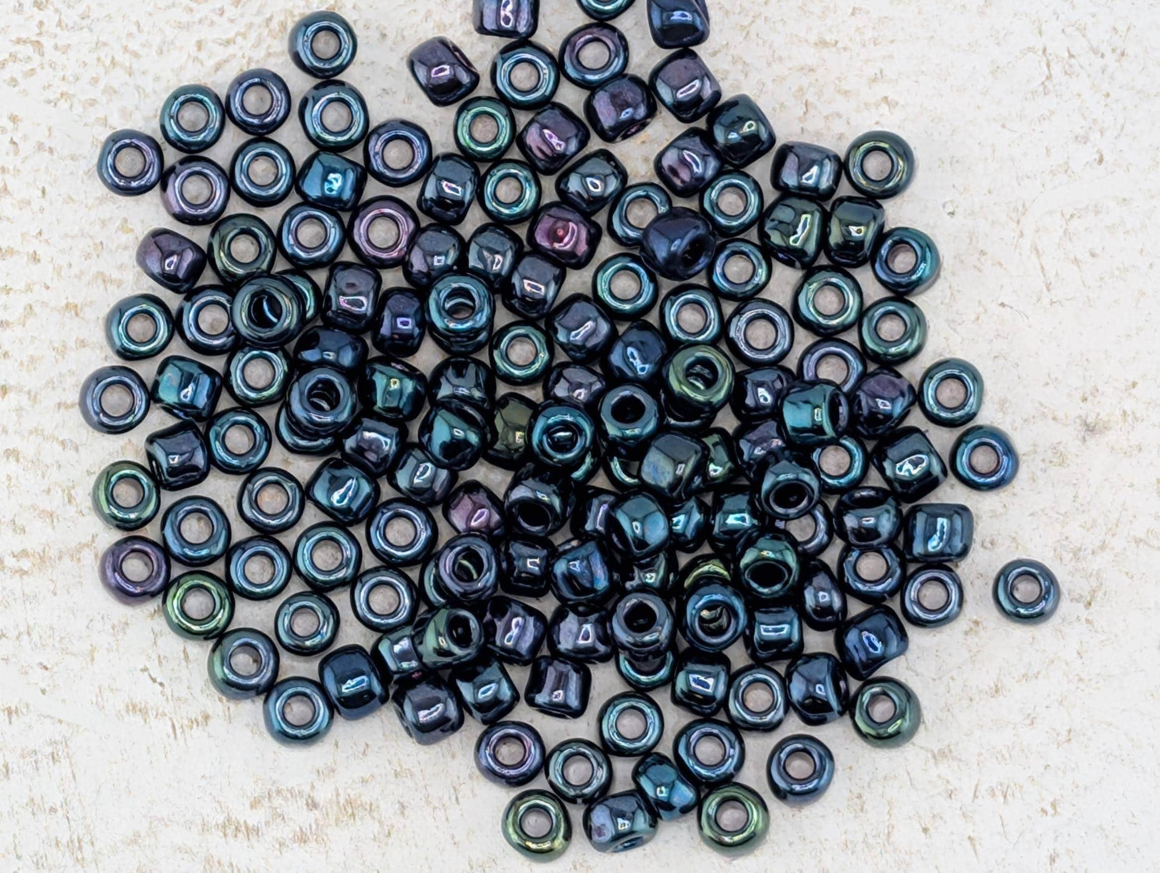 Opaque Iris Green Matsuno Seed Beads - Size 6, 15g Pack
