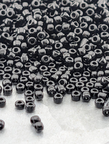 1820SB Opaque Black 11/0 Round Matsuno Seed Beads (15g, ~1650 pcs)