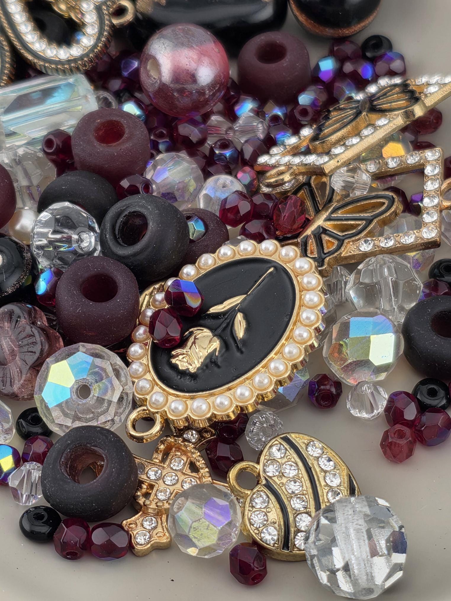 Learise Exclusive "Golden Garne" Glass Bead Soup Mix (56g Pkg)