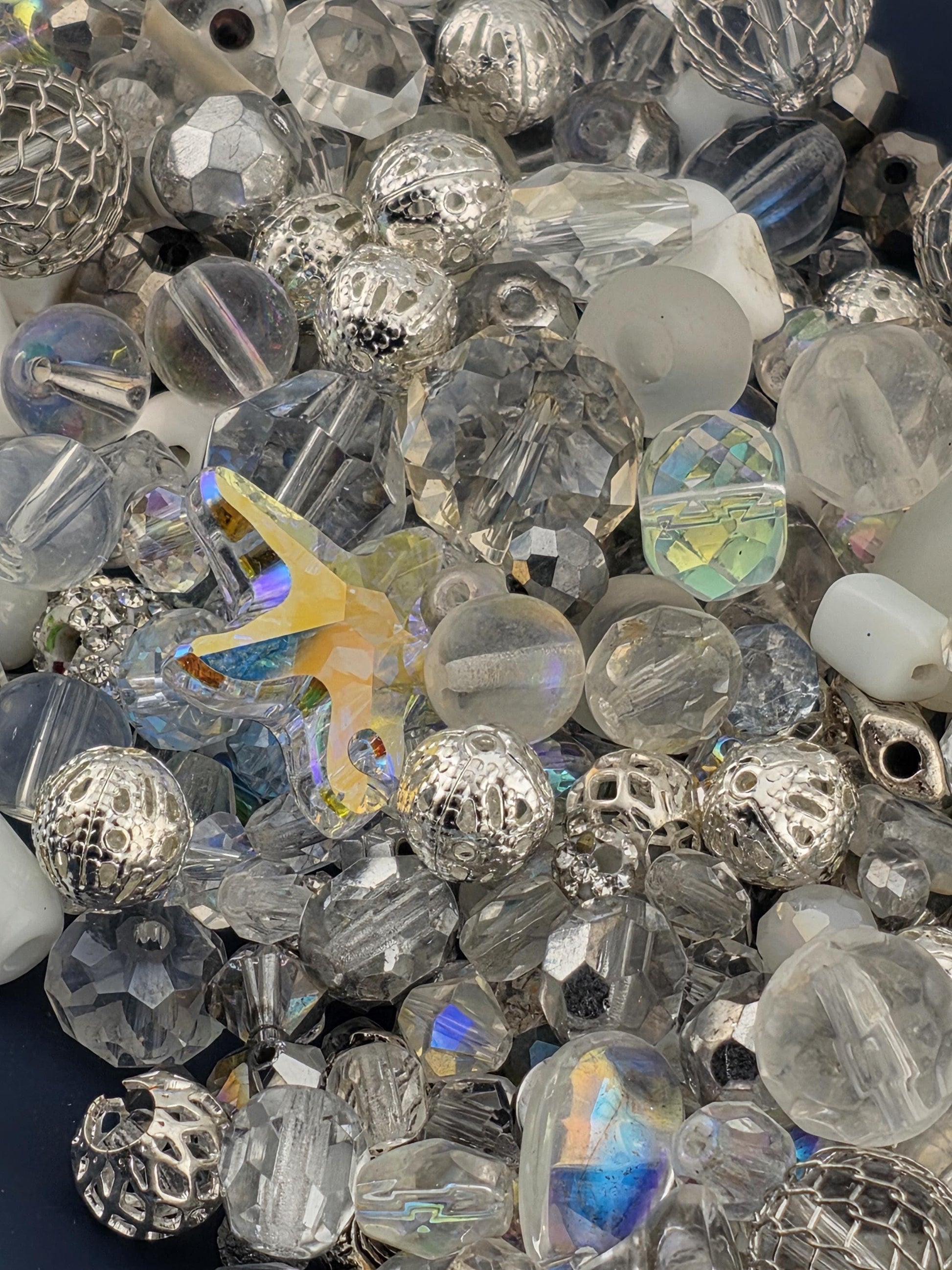 Learise Exclusive "White Frost" Glass Bead Soup Mix (56g Pkg)