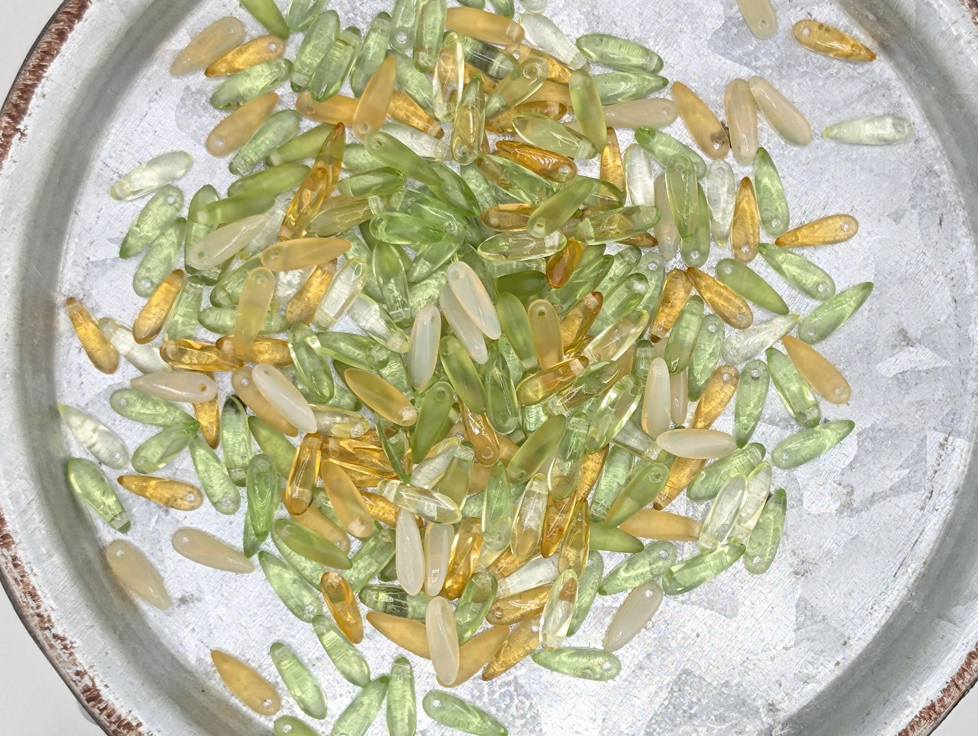 10mm Czech Glass Dagger 20g (approx 60 pcs): Green/Topaz Mix