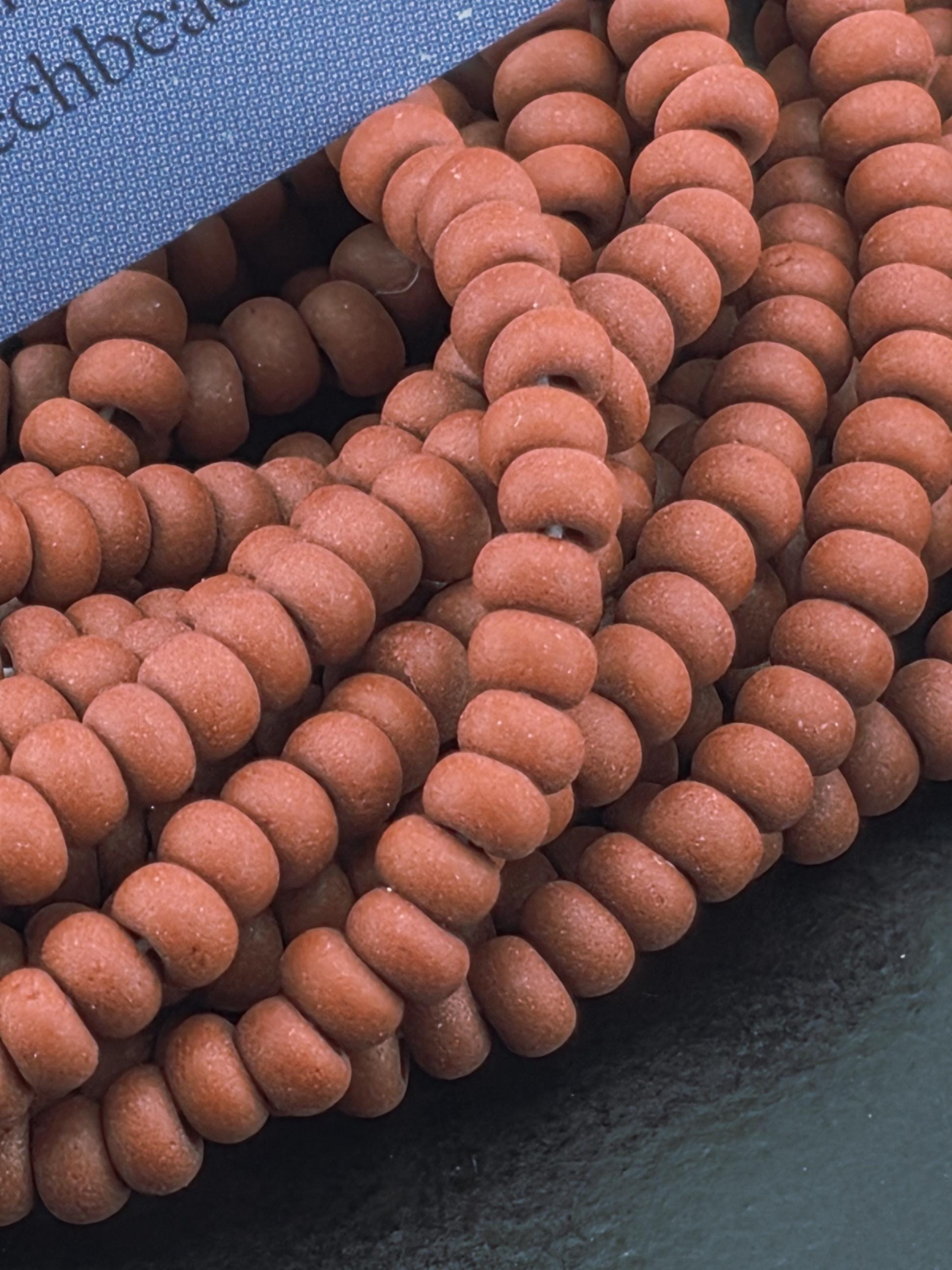 Preciosa Seed Beads, Matte Brown 8/0 (1675 Pieces, 37g Hank)