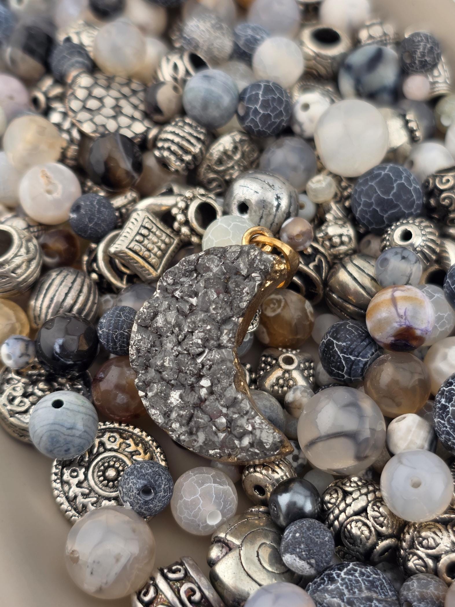 Exclusive "Inferno Agate" Gemstone Bead Mix - 2oz pkg