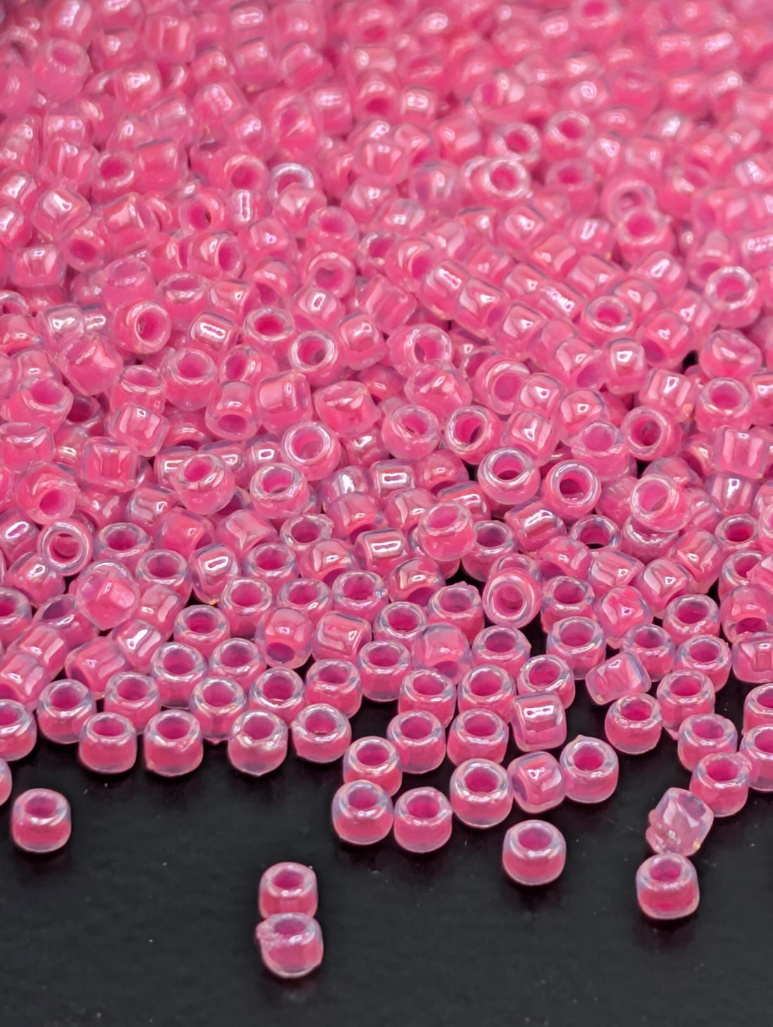 Ceylon Hot Pink Size 15/0 Toho Round 2.5" tube