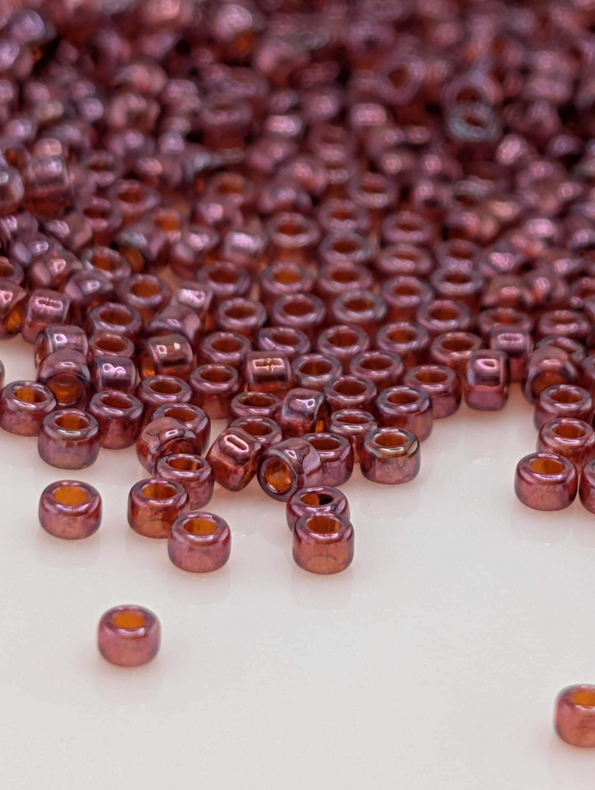 Gold-Lustered Raspberry Size 15/0 Toho Round 2.5" tube