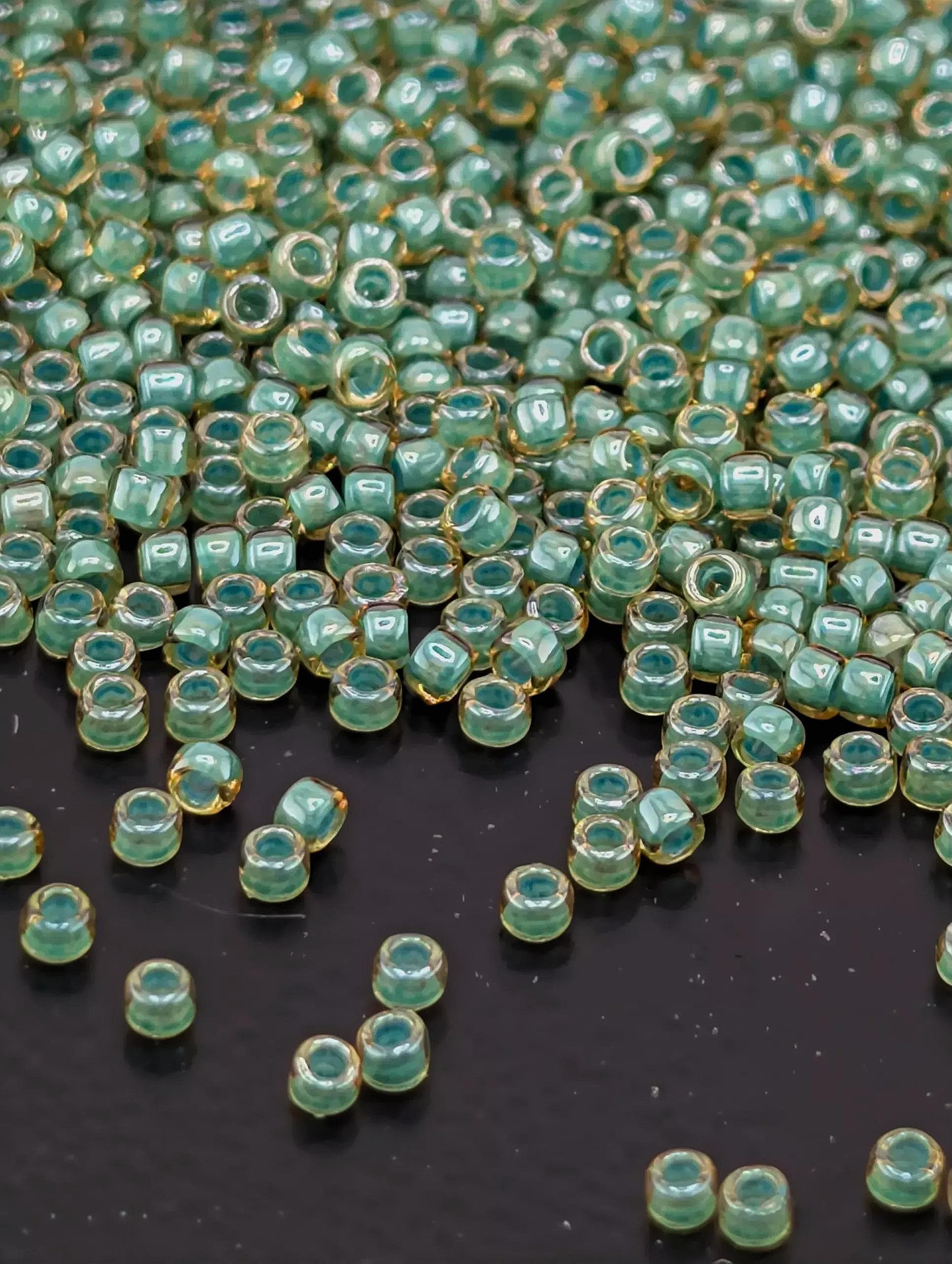 Inside-Color Topaz/Mint Julep-Lined Size 15/0 Toho Round 2.5" tube