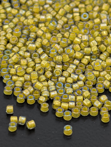 Inside-Color Luster Black Diamond/Opaque Yellow-Lined Size 15/0 Toho Round 2.5" tube