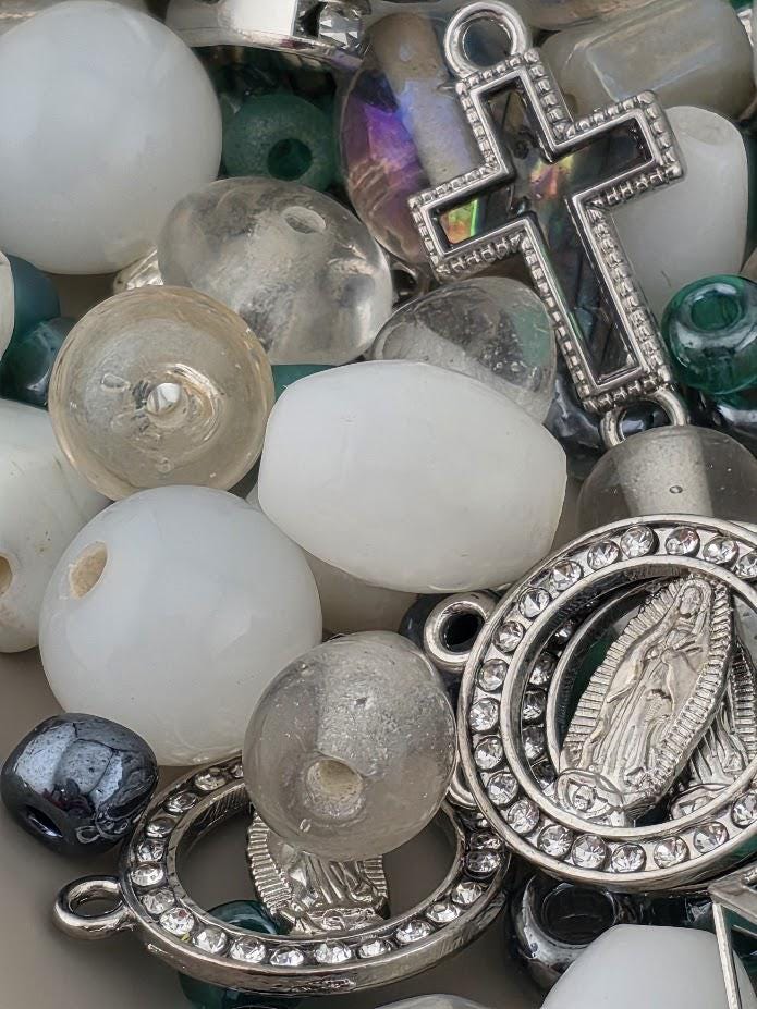 Learise Exclusive "Holy Abalone Glass Bead Soup Mix (56g Pkg)