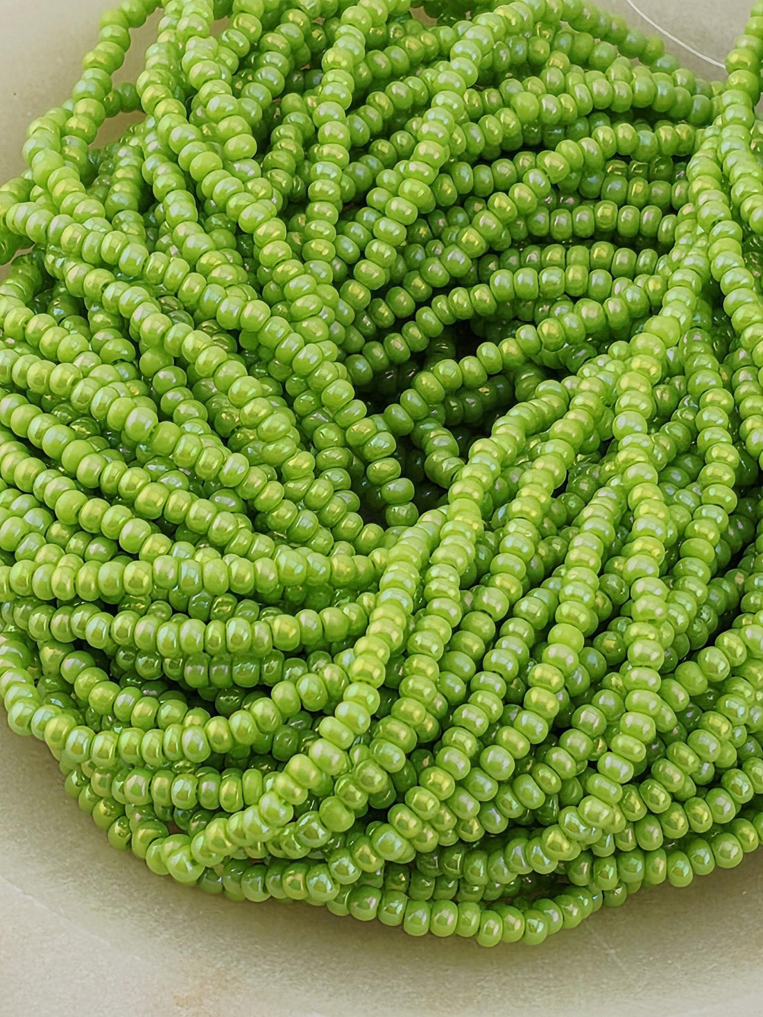 Czech Glass Seed Beads 11/0, Pale Green AB ( 6-string/20" half-hank, Preciosa)
