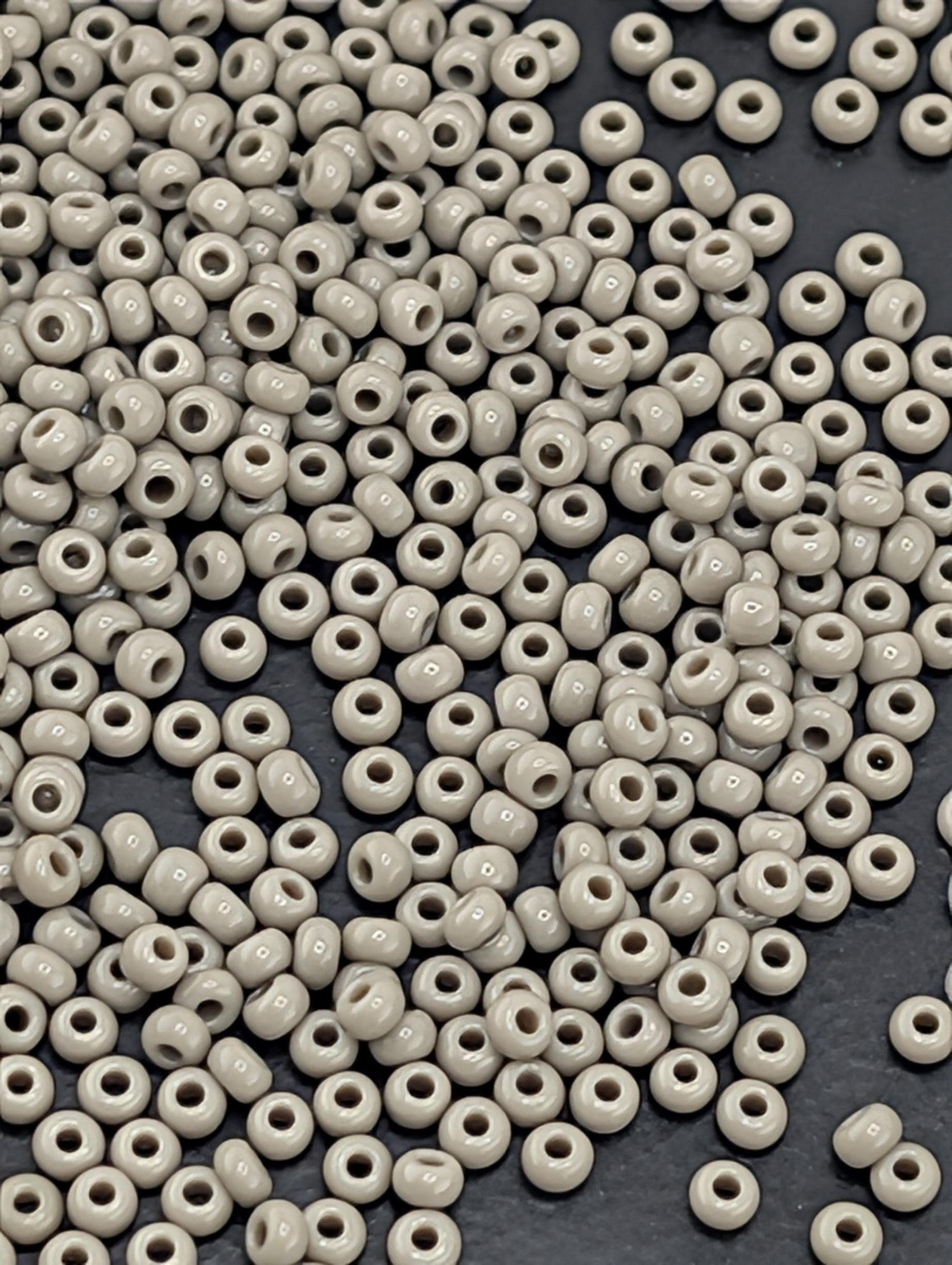 Preciosa 11/0 Seed Beads Opaque Gray Size 11/0 - 15g - Czech Glass Rocaille for Jewelry Making