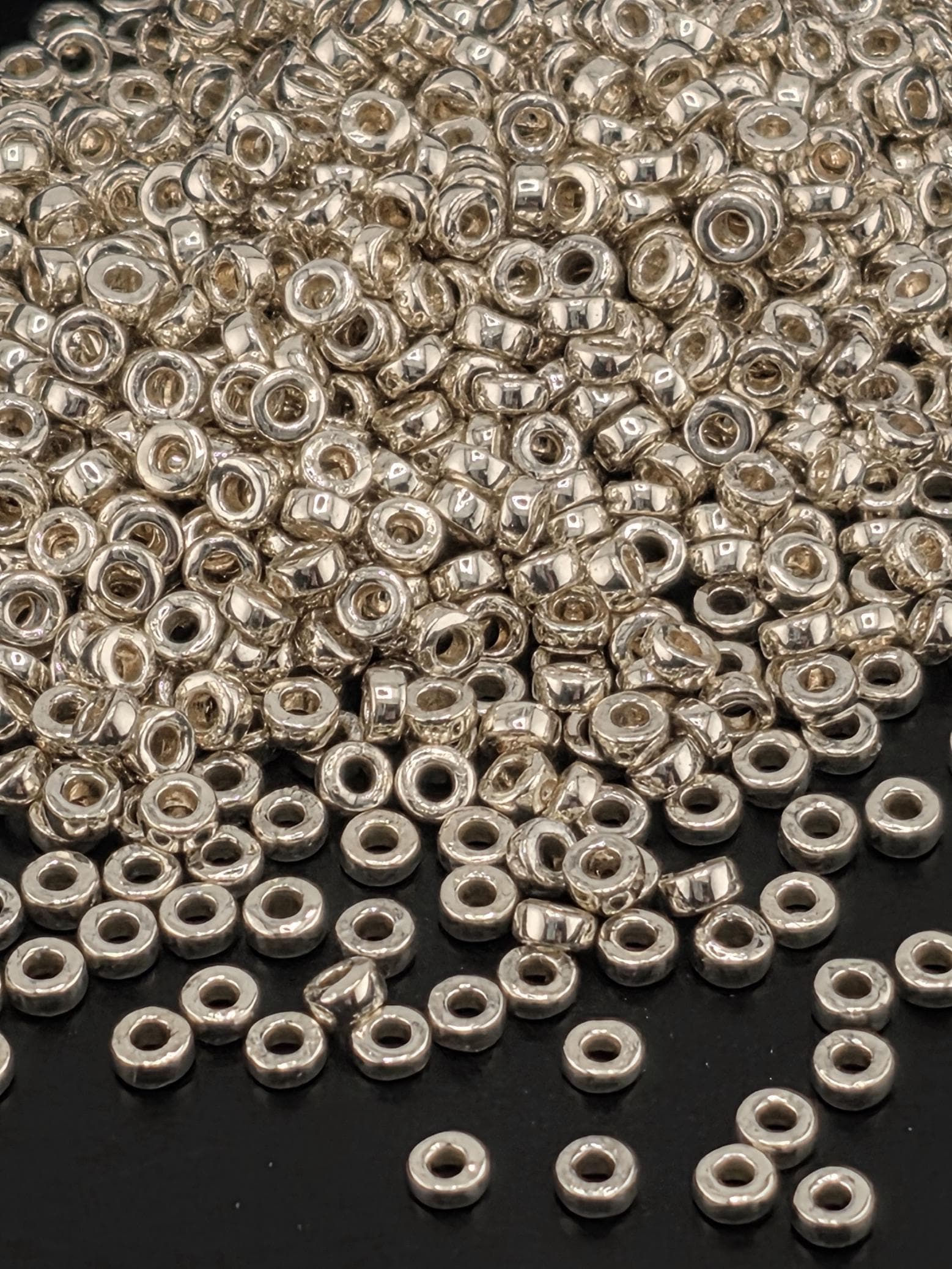 Miyuki Silver Spacer Beads, Small 2.2mm (7g Pack)