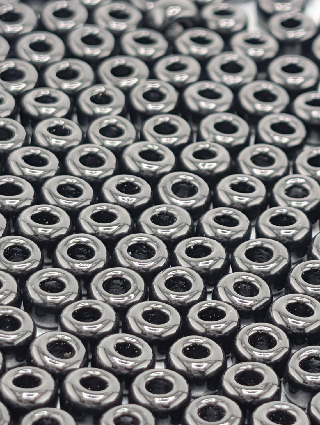 6-0401:Black O-Miyuki Rocaille 6/0 (20g pkg ~240 pcs)