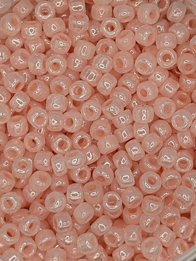 Matsuno Seed Beads, Opaque Ceylon Pastel Pink (Size 8/0, 15g)