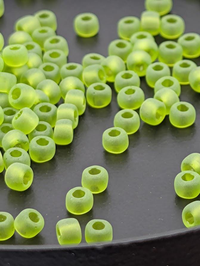 Matsuno Seed Beads, Light Green Matte (Size 6, 15g, ~180 pcs)