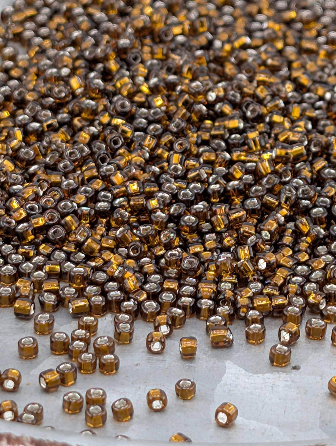 Transparent Silver-Lined Root Beer Seed Beads: Size 11 Round Matsuno Glass