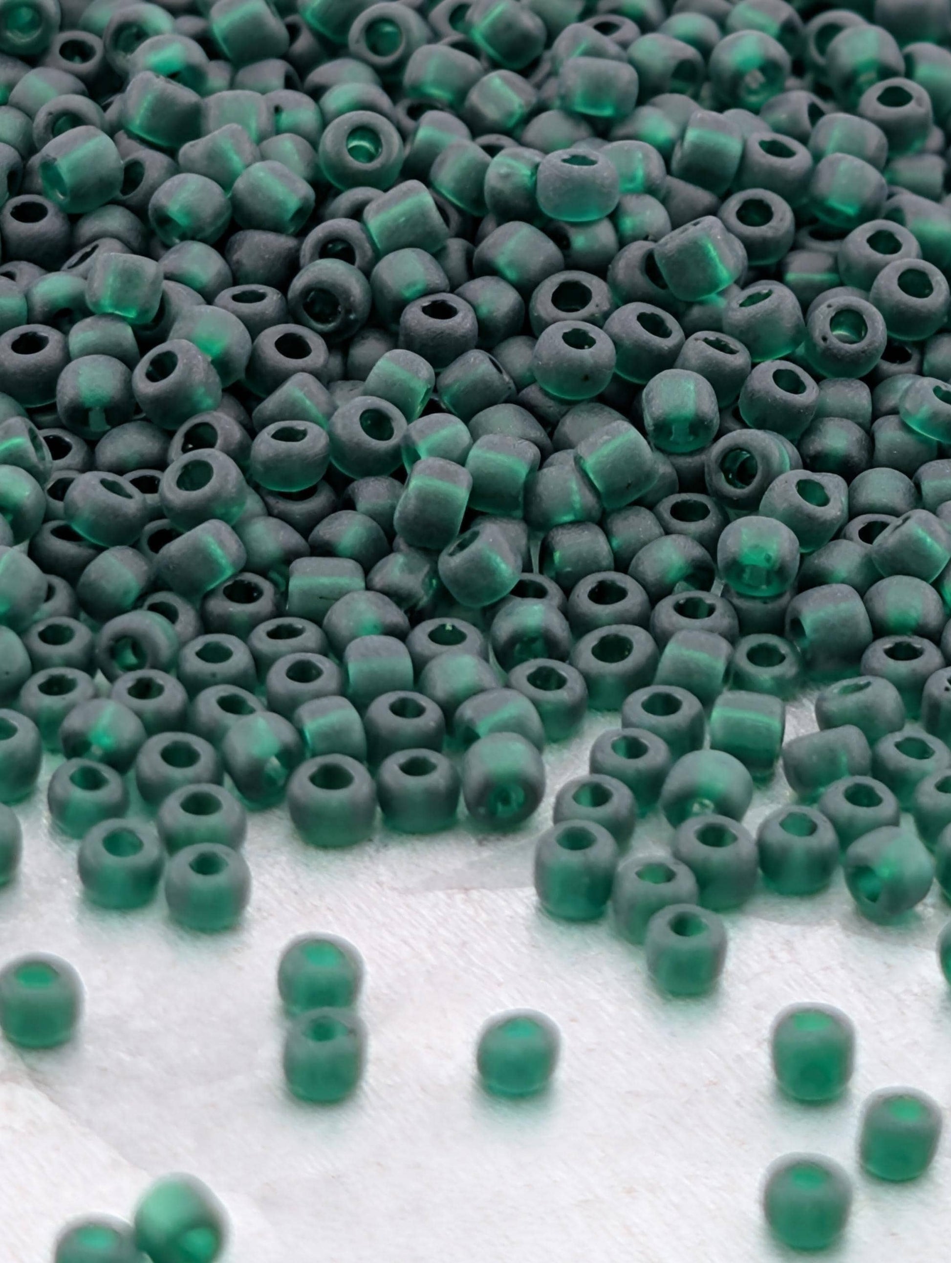 1918SB Translucent Matte Dark Green 11/0 Round Matsuno Seed Beads (15g, ~1650 pcs)