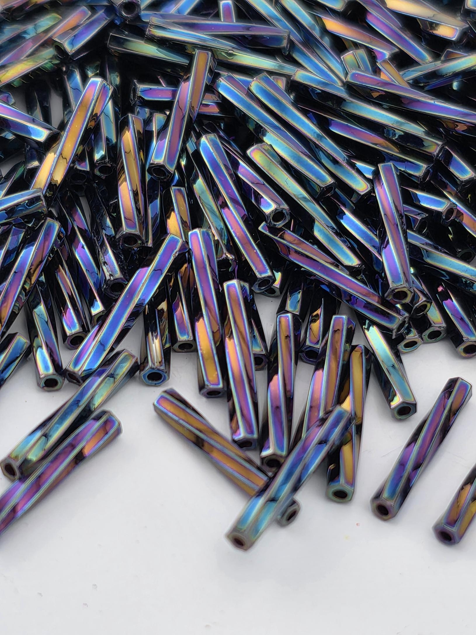 Miyuki Twisted Bugles 2x12 Emerald Matte Rainbow Size 2x12mm