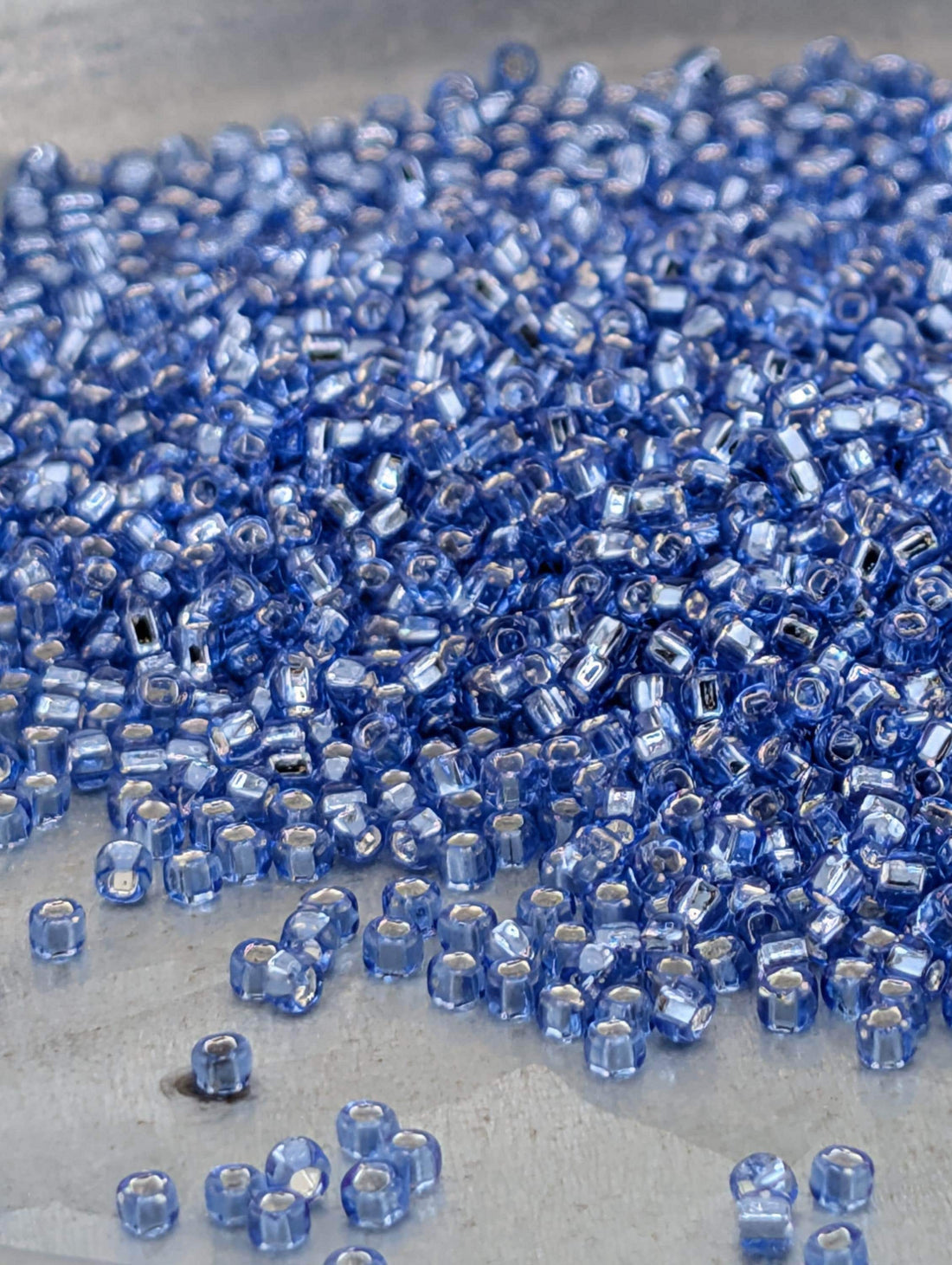 Light Blue Seed Beads: Transparent Silver Lined Matsuno 11/0
