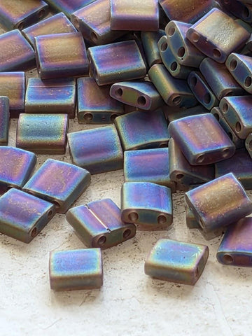 TL0135FR-Miyuki Tila Beads:Plum T/MA/R (7.5g pkg)